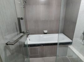 2 Schlafzimmer Appartement zu vermieten im Villa Sikhara, Khlong Tan Nuea