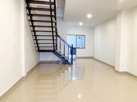 2 Bedroom Townhouse for sale at Duangkaew Village, Ban Mai
