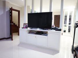 5 Bedroom Villa for sale at Imumporn 2, Bang Chueak Nang