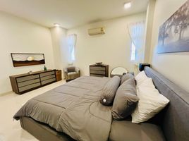 3 Schlafzimmer Villa zu verkaufen im Panalee Banna Village, Huai Yai