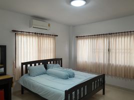3 Schlafzimmer Haus zu vermieten im Baan Suan Neramit 5, Si Sunthon