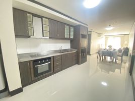 2 Schlafzimmer Wohnung zu vermieten im PR Court, Khlong Tan Nuea, Watthana