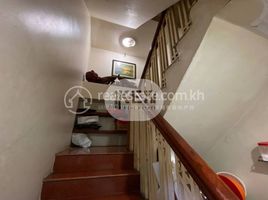 6 Bedroom Apartment for sale at Flat 1 Unit for Sale, Tuol Svay Prey Ti Muoy, Chamkar Mon, Phnom Penh