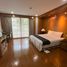 2 Schlafzimmer Appartement zu vermieten im Empire Sawatdi, Khlong Toei Nuea
