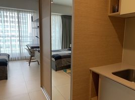 Studio Apartment for sale at The Lofts Ekkamai, Phra Khanong