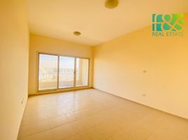 1 बेडरूम अपार्टमेंट for sale at Golf Apartments, Al Hamra Village