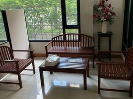 252 SqM Office for sale at The Habitat Srivara, Phlapphla, Wang Thong Lang, Bangkok