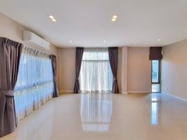 3 Bedroom House for sale at Perfect Place Sukhumvit 77 - Suvarnabhumi, Lat Krabang, Lat Krabang