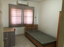 4 Schlafzimmer Reihenhaus zu vermieten im Suksan Villa 2, Saen Suk, Mueang Chon Buri