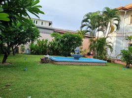 4 Schlafzimmer Villa zu vermieten im Thanyawan Place Village, Nong Prue