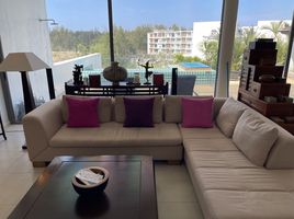 2 Schlafzimmer Wohnung zu verkaufen im Lotus Gardens, Choeng Thale, Thalang, Phuket