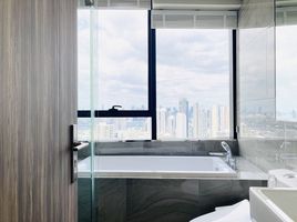 1 спален Кондо в аренду в Ideo Q Sukhumvit 36, Khlong Tan