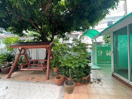 5 Bedroom Villa for rent at Sukhumvit Villa, Khlong Tan