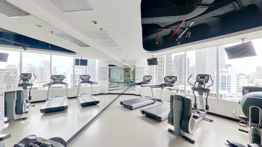 图片 1 of the Fitnessstudio at Eight Thonglor Residence