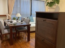 2 Bedroom Condo for rent at Baan Na Varang, Lumphini