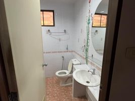 3 Bedroom House for sale in Nong Chak, Ban Bueng, Nong Chak