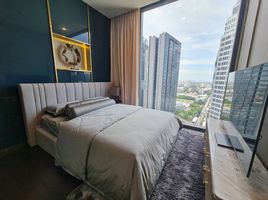 3 Bedroom Apartment for rent at Muniq Langsuan, Lumphini