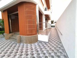 5 спален Вилла for sale in Nong Pa Khrang, Mueang Chiang Mai, Nong Pa Khrang