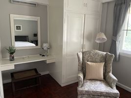 3 Schlafzimmer Appartement zu vermieten im Mukda Mansion, Khlong Tan Nuea