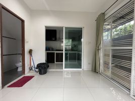 3 Bedroom Townhouse for rent in Chiang Mai, Chang Khlan, Mueang Chiang Mai, Chiang Mai