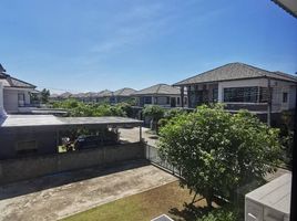 3 Schlafzimmer Villa zu verkaufen im Atoll Java Bay, Bang Phli Yai
