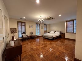 3 Schlafzimmer Wohnung zu vermieten im Chez Moi Bangkok Serviced Apartment, Khlong Tan, Khlong Toei