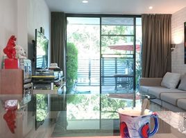 2 Schlafzimmer Reihenhaus zu verkaufen im The Seasons Bangrak Sanam Bin, Bo Phut, Koh Samui
