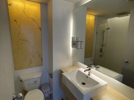 2 Schlafzimmer Wohnung zu verkaufen im Atlantis Condo Resort, Nong Prue