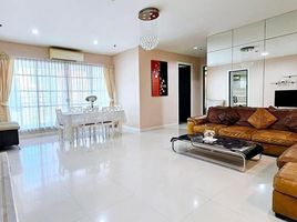 3 Bedroom Condo for rent at Baan Klangkrung, Sam Sen Nai