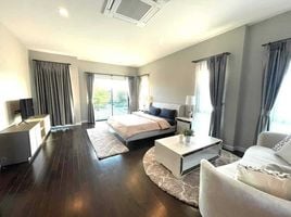 5 Bedroom House for rent at Grand Bangkok Boulevard Krungthepkritha, Khlong Sam Prawet