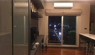 2 Bedrooms Condo for sale in Bang Kapi, Bangkok Thru Thonglor
