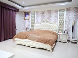 5 Bedroom House for sale at Imumporn 2, Bang Chueak Nang