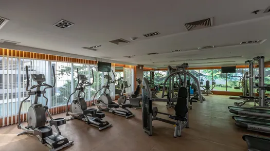 Фото 1 of the Fitnessstudio at Baan Rajprasong