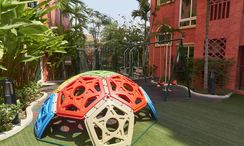 Фото 2 of the Детская площадка на открытом воздухе at Seven Seas Resort