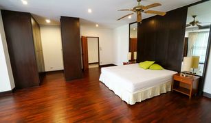 3 Bedrooms Apartment for sale in Khlong Tan Nuea, Bangkok Raintree Village Apartment