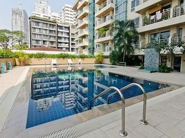 2 спален Кондо в аренду в Serene Place Sukhumvit 24, Khlong Tan