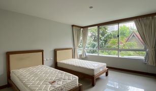 2 Bedrooms Condo for sale in Thung Mahamek, Bangkok Baan Thirapa