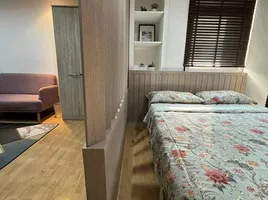 Studio Apartment for rent at The Link 3, Phra Khanong