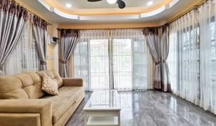 3 Bedrooms House for sale in Sattahip, Pattaya Ek Thani Village