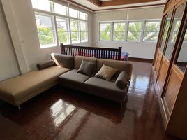 4 Bedroom House for rent in Chiang Mai City Arts & Cultural Center, Si Phum, Phra Sing