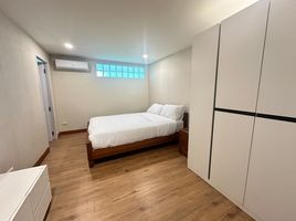 3 Schlafzimmer Appartement zu vermieten im P.R. Home 3, Khlong Tan Nuea