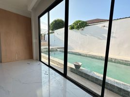 3 Bedroom Villa for sale in Phuket Town, Phuket, Chalong, Phuket Town