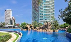 Fotos 3 of the Communal Pool at Movenpick Residences