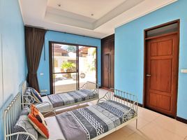 7 Bedroom House for rent at The Garden Villas, Thep Krasattri