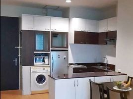 2 Schlafzimmer Appartement zu vermieten im Citi Smart Condominium, Khlong Toei