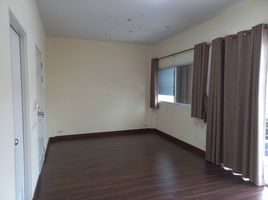3 Schlafzimmer Reihenhaus zu verkaufen im Arika Ville, Bang Ya Phraek