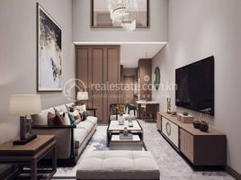 2 Bedroom Condo for sale at Best Luxury Three Bedrooms Type B For Sale in Daun Penh Nearby Toul Kork Area, Tuol Sangke