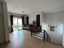 3 Bedroom Villa for sale at Country Home Lake & Park, Surasak