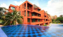 Photos 2 of the Communal Pool at Las Tortugas Condo