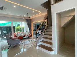 3 Bedroom Townhouse for sale at Supalai Ville Chonburi, Huai Kapi, Mueang Chon Buri